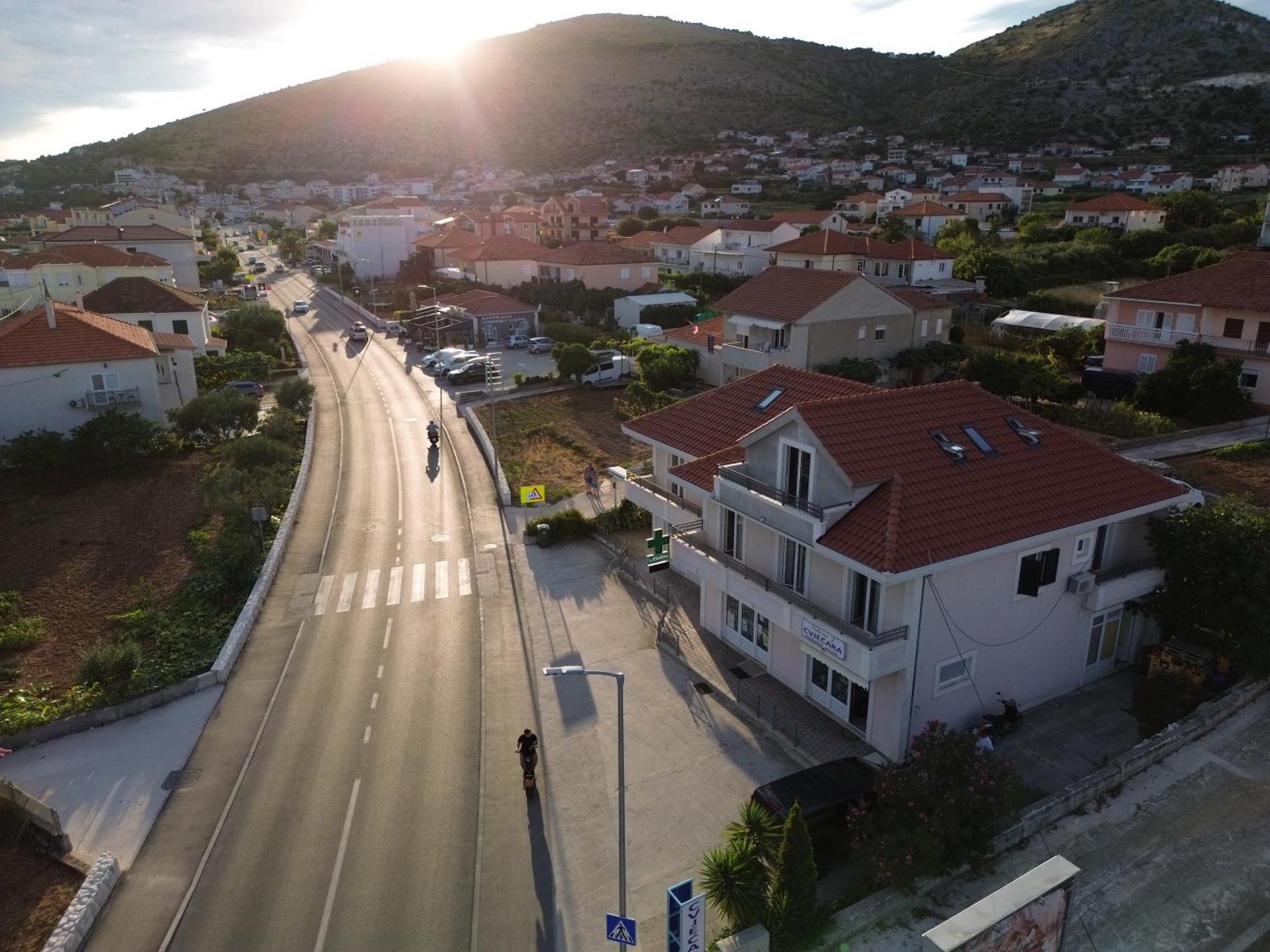 Novi Skrape U Samom Centru S Parkingom Apartment Trogir