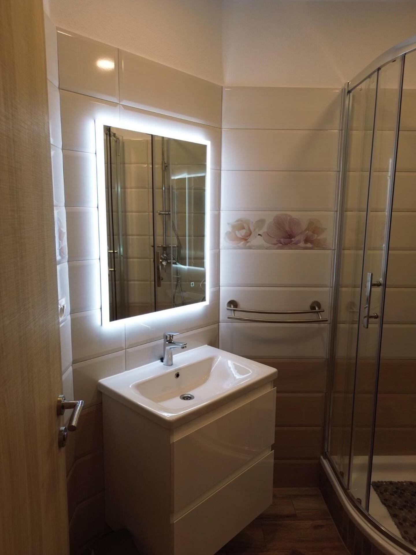 Novi Skrape U Samom Centru S Parkingom Apartamento *